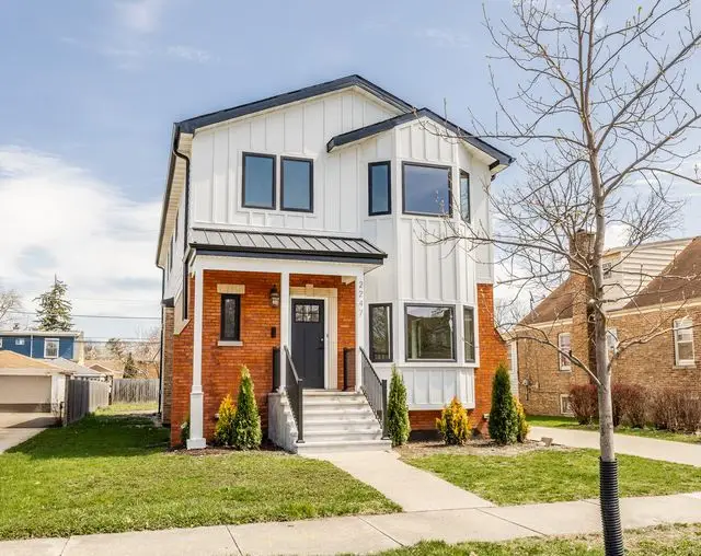 2247 S 6th Avenue, North Riverside, IL 60546 - #2