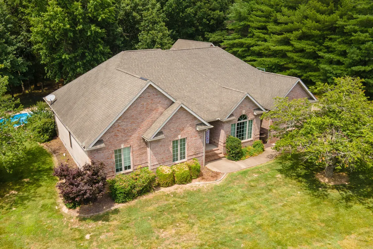 27 Deer Run, Herrin, IL 62848 - #1