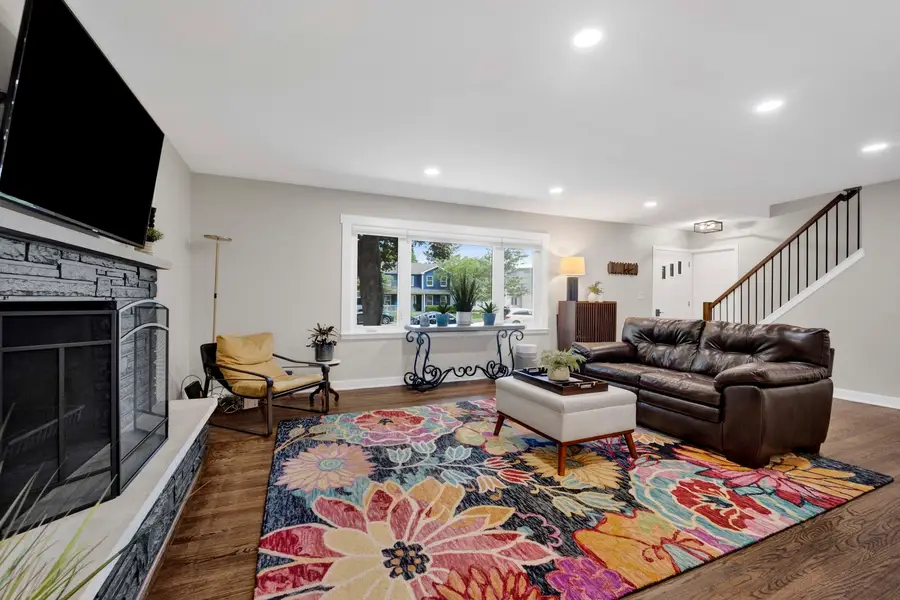 141 Adler Drive, Libertyville, IL 60048 - #2
