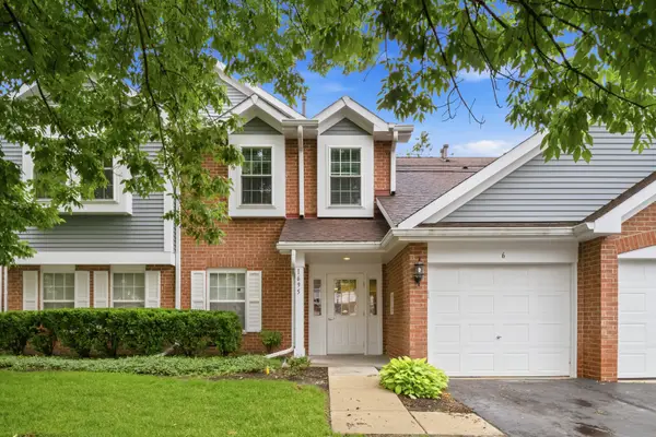 1695 Mansfield Court #6, Roselle, IL 60172