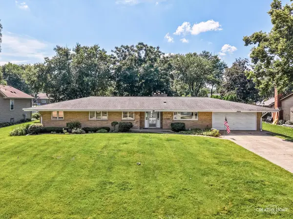 1700 Westview Avenue, Lombard, IL 60148