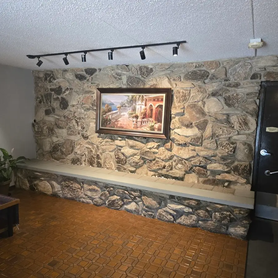 828 Graceland Avenue #404, Des Plaines, IL 60016 - #3