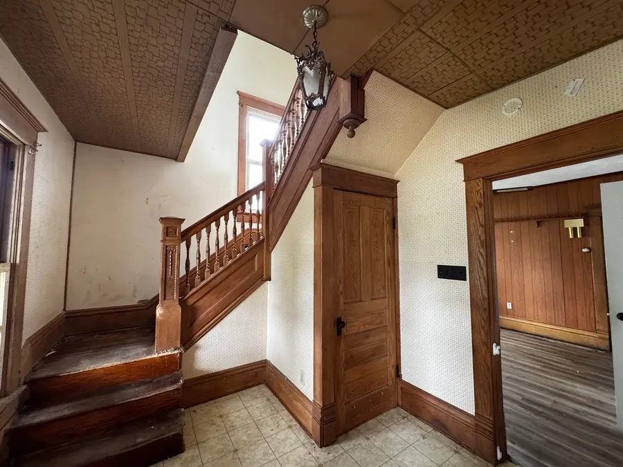 412 Rockwell Street, Kewanee, IL 61443 - #2