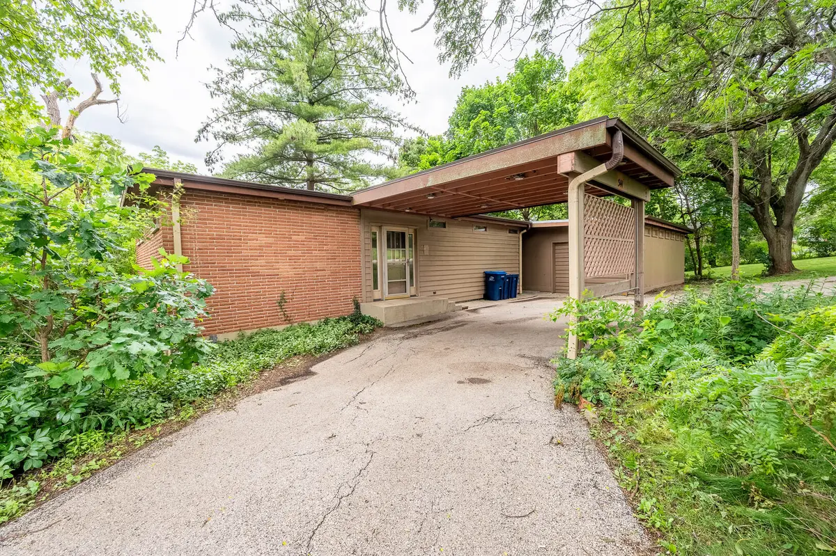 341 Hickory Haven Drive E, Gurnee, IL 60031 - #1