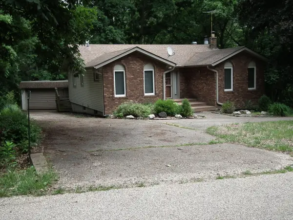 18 Sheridan Drive, Putnam, IL 61560
