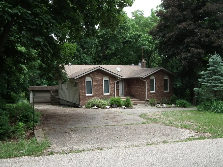 18 Sheridan Drive, Putnam, IL 61560 - #2