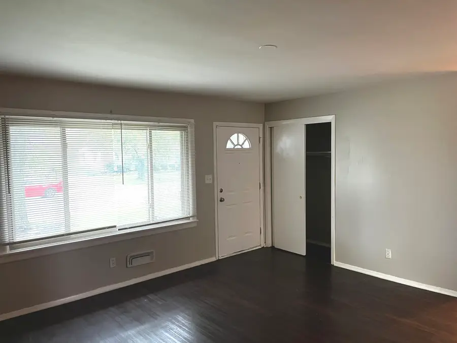 15439 Elm Street, South Holland, IL 60473 - #3