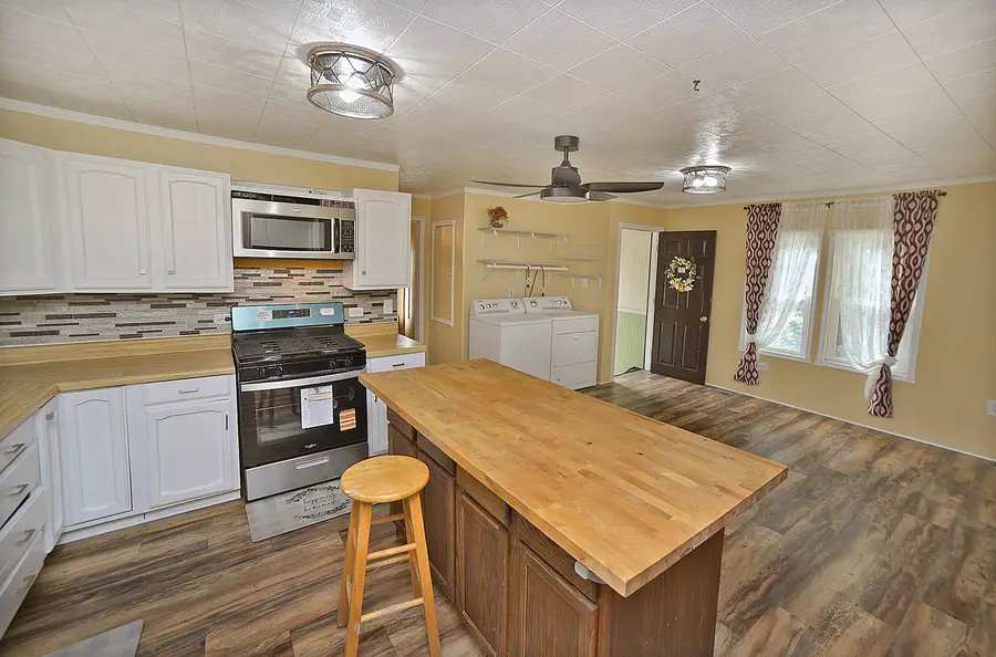 1111 Walnut Street, Ottawa, IL 61350 - #2
