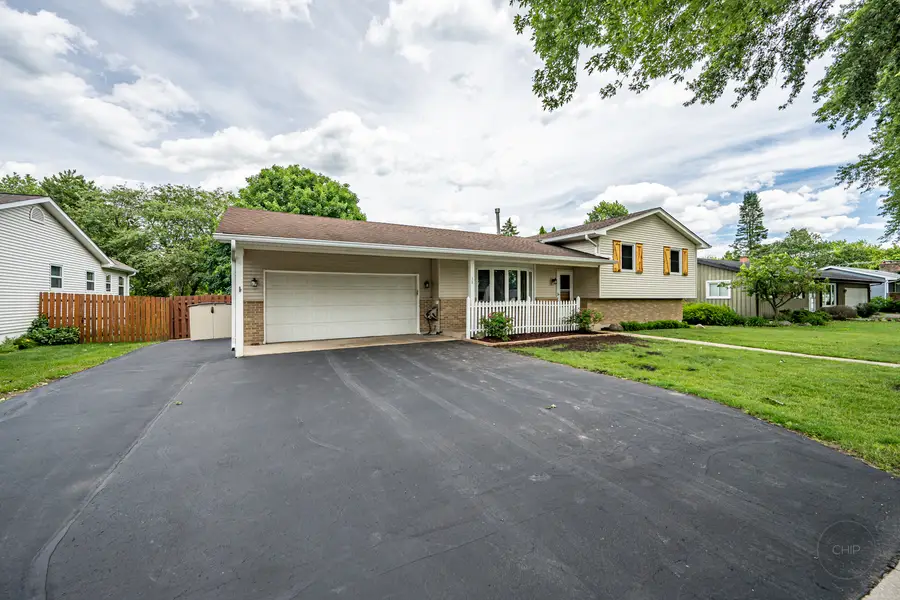 58 Woodview Lane, Algonquin, IL 60102 - #2