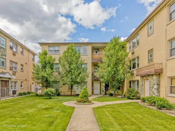 8544 W Rascher Avenue #3W, Chicago, IL 60656