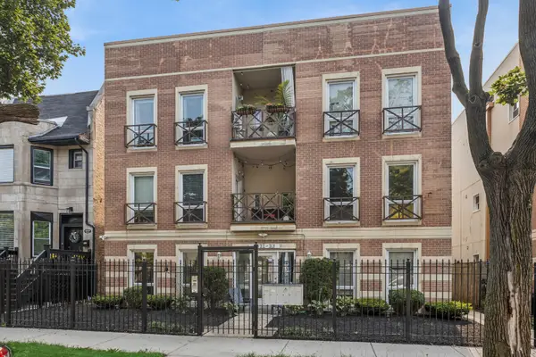 Address Withheld By Seller, Chicago, IL 60637