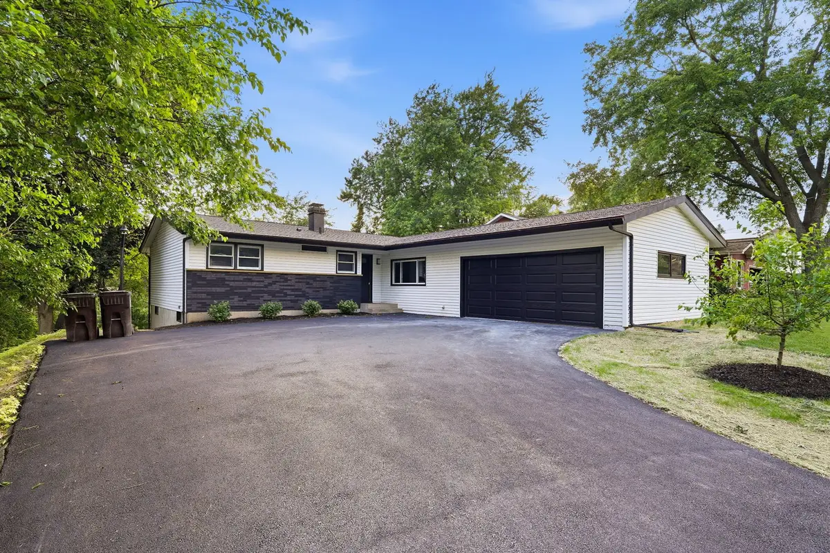 6411 Londonderry Drive, Cary, IL 60013 - #1