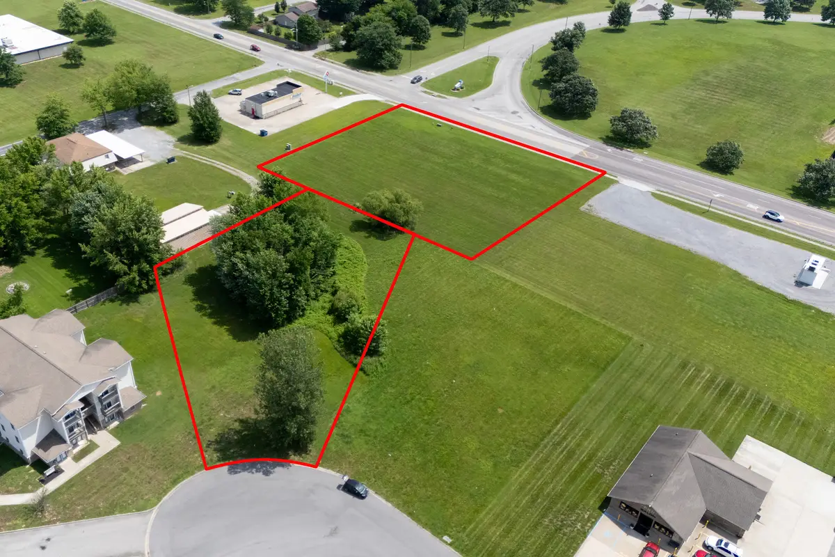 703A S Greenbriar Road, Carterville, IL 62918 - #1