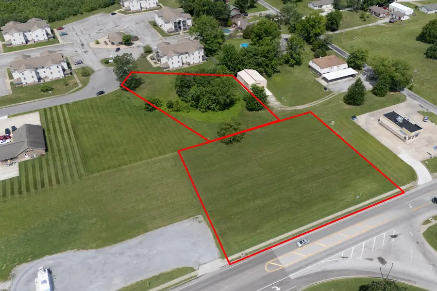 703A S Greenbriar Road, Carterville, IL 62918 - #3
