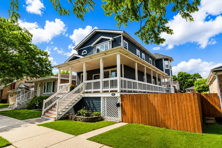 7042 W Berwyn Avenue, Chicago, IL 60656 - #2