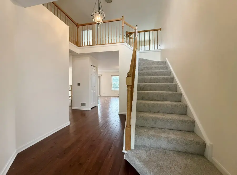 1281 Horseshoe Lane, Bartlett, IL 60103 - #3