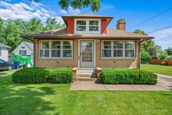 746 Parkway Avenue, Elgin, IL 60120
