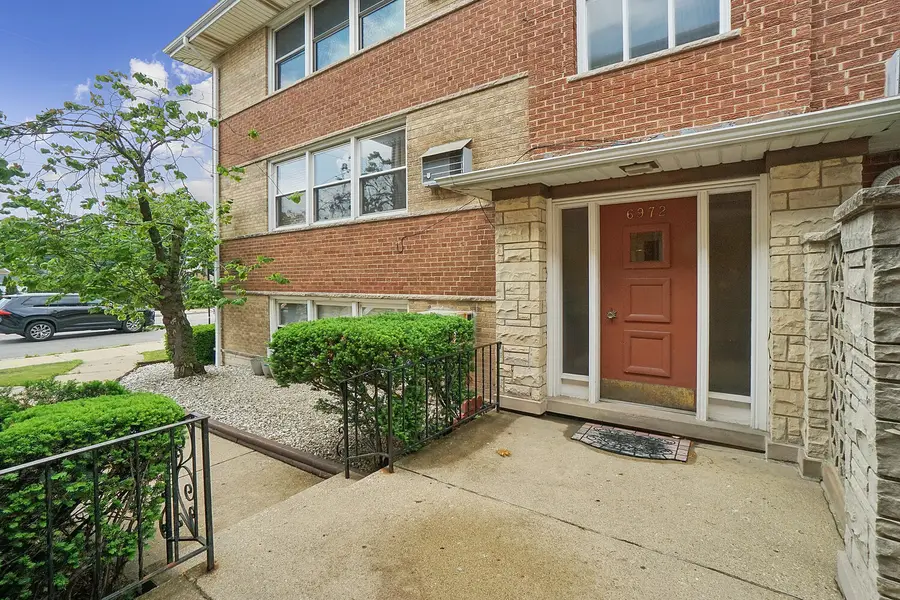 6972 W Belmont Avenue #4, Chicago, IL 60634 - #2