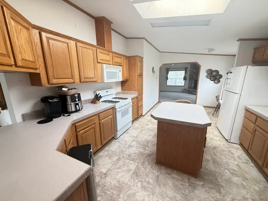 221 Begonia Drive, Matteson, IL 60443 - #2
