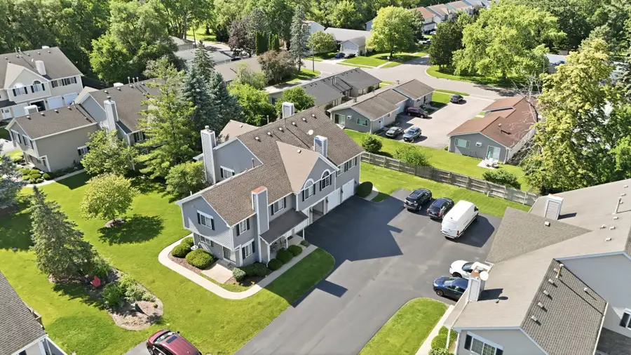 615 Silver Creek Road #615, Woodstock, IL 60098 - #2