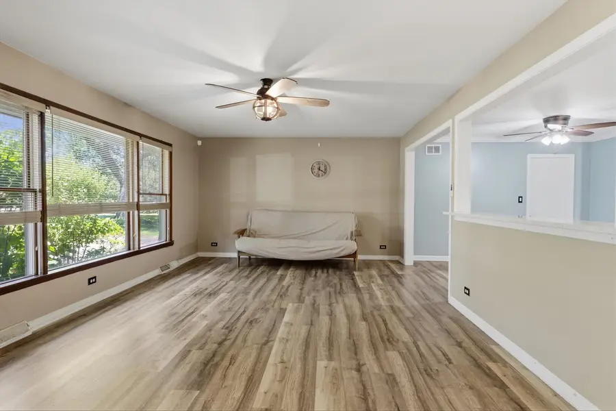 6231 Linden Lane, La Grange Highlands, IL 60525 - #3