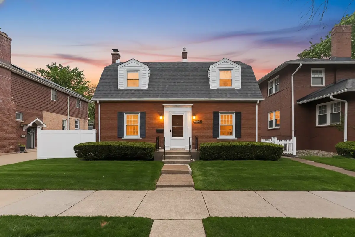 10551 S Bell Avenue, Chicago, IL 60643 - #1