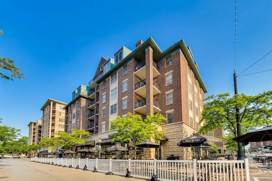 44 N Vail Avenue #213, Arlington Heights, IL 60005 - #2