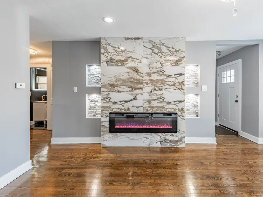 3053 W 77th Street, Chicago, IL 60652 - #3