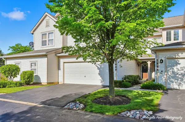 2886 Falling Waters Lane, Lindenhurst, IL 60046
