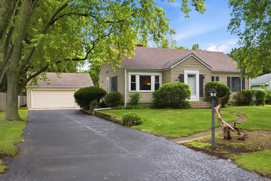 27W270 Sunnyside Avenue, Winfield, IL 60190 - #2