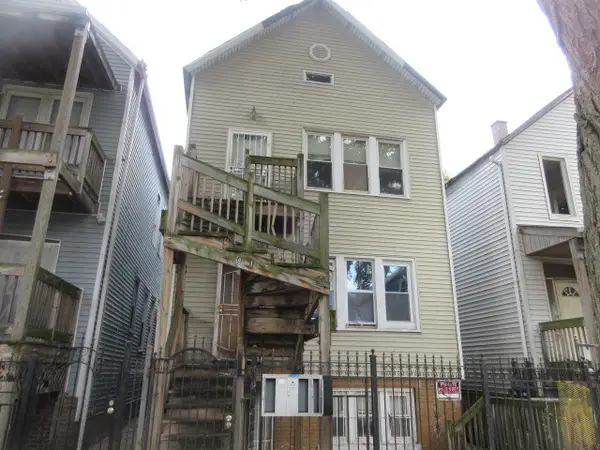 8711 S Exchange Avenue, Chicago, IL 60617