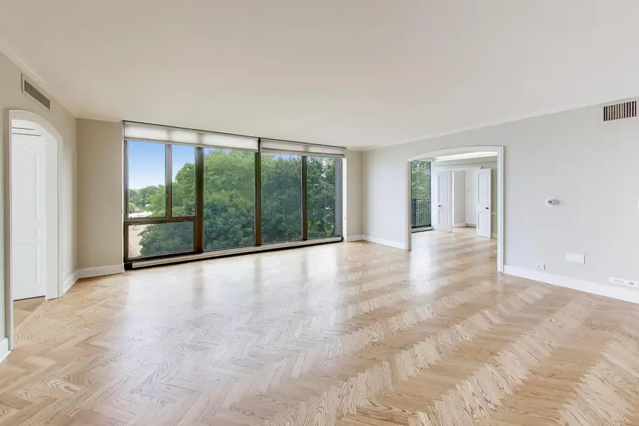 1420 Sheridan Road #6B, Wilmette, IL 60091 - #3