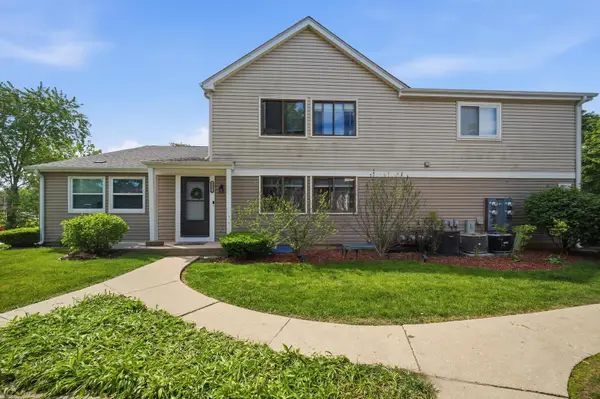 2081 N Ginger Circle, Palatine, IL 60074