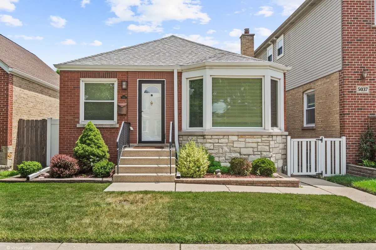 5041 N New England Avenue, Chicago, IL 60656 - #1