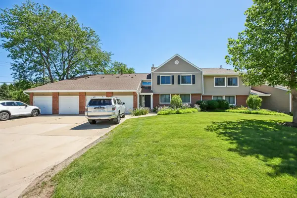 124 W Morningside Lane #124, Buffalo Grove, IL 60089