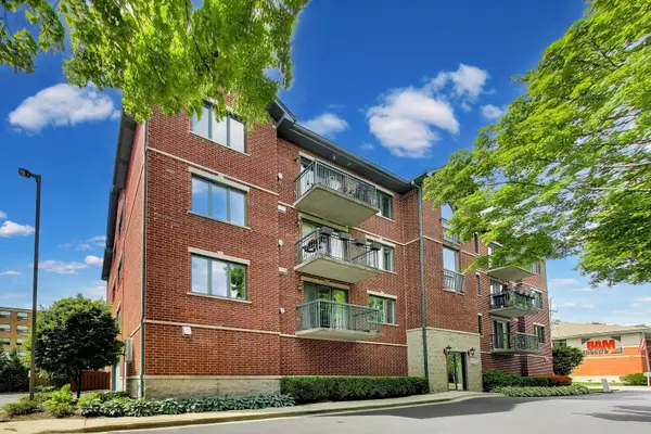 511 N Cass Avenue #2C, Westmont, IL 60559