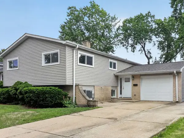 235 Norman Court, Des Plaines, IL 60016