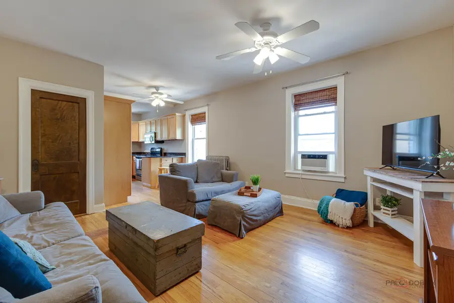 1949 W Argyle Street #3, Chicago, IL 60640 - #3