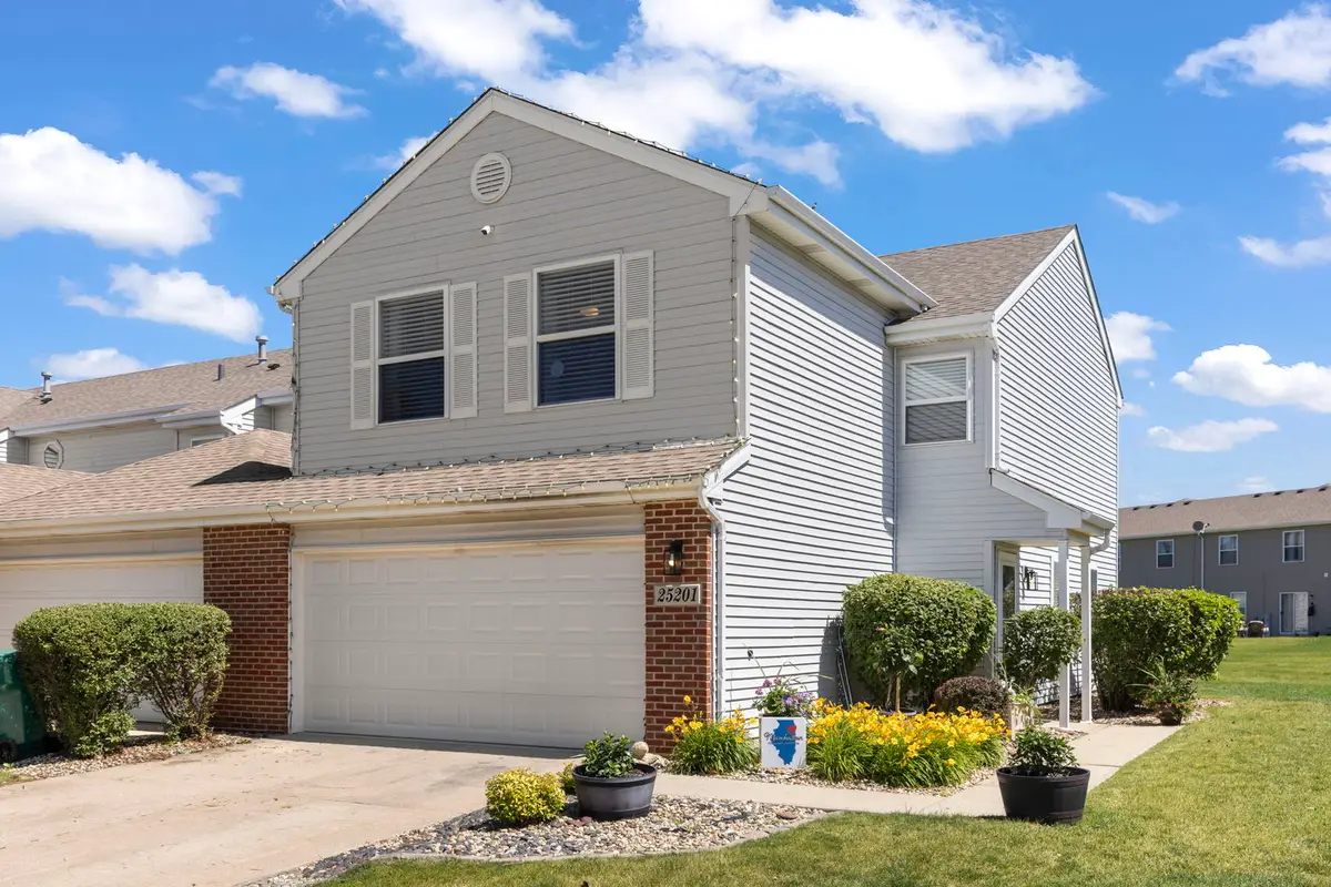 25201 Shannon Drive, Manhattan, IL 60442 - #1