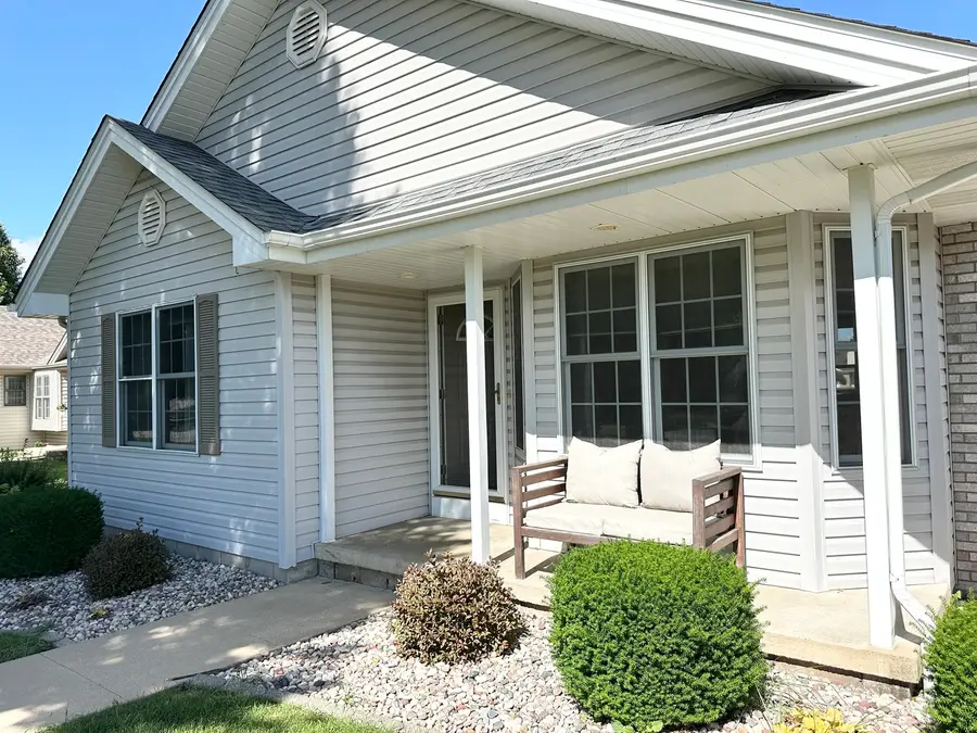 1602 Sunridge Drive, Bourbonnais, IL 60914 - #3
