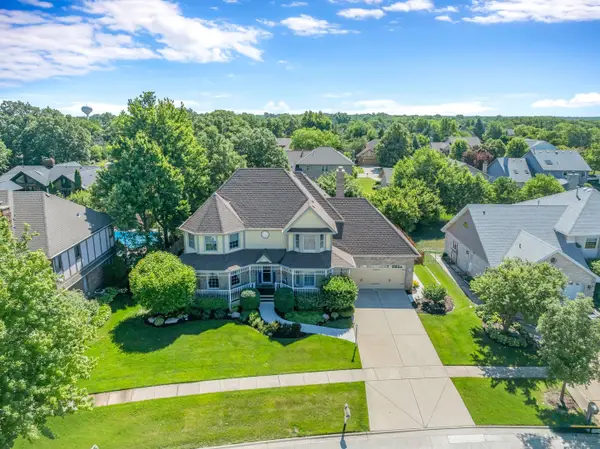 1233 Eagle Crest Drive, Lemont, IL 60439