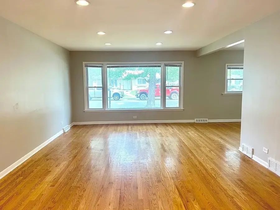 529 E 166th Place, South Holland, IL 60473 - #3