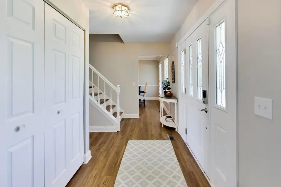 2446 Lawson Boulevard, Gurnee, IL 60031 - #2