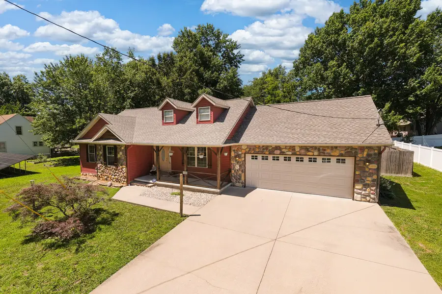1106 Marion Street, Carterville, IL 62918 - #2