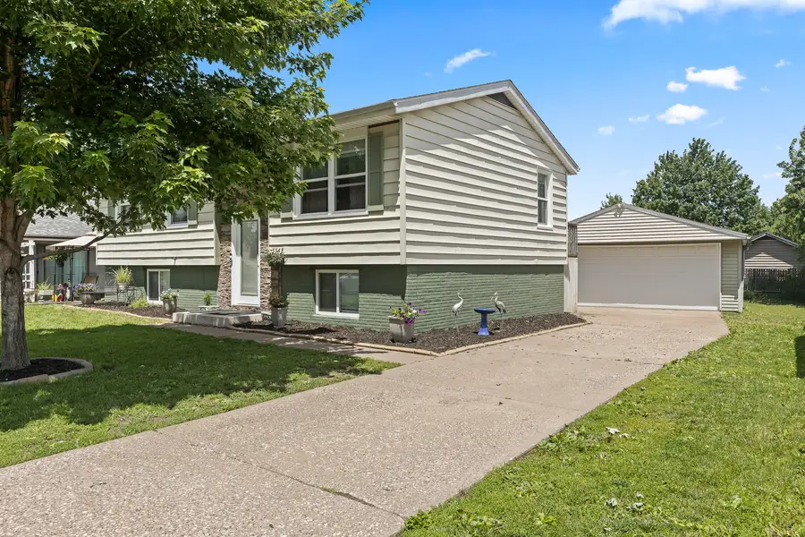 3548 W 30th Street, Davenport, IA 52804 - #3