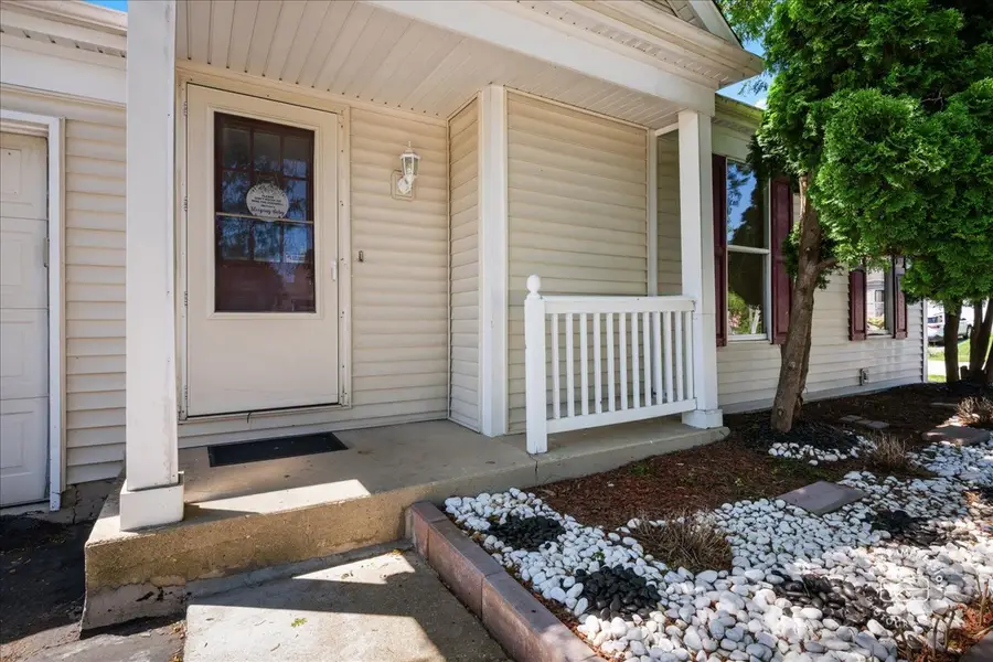 2225 Highfield Lane, Aurora, IL 60504 - #3