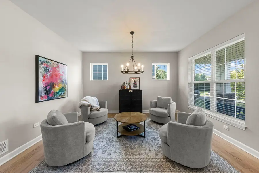 1240 W Thomas Road, Wheaton, IL 60187 - #3