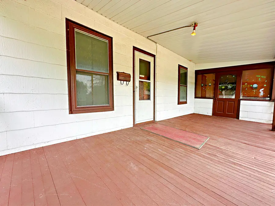 211 S Bloomington Street, Streator, IL 61364 - #2