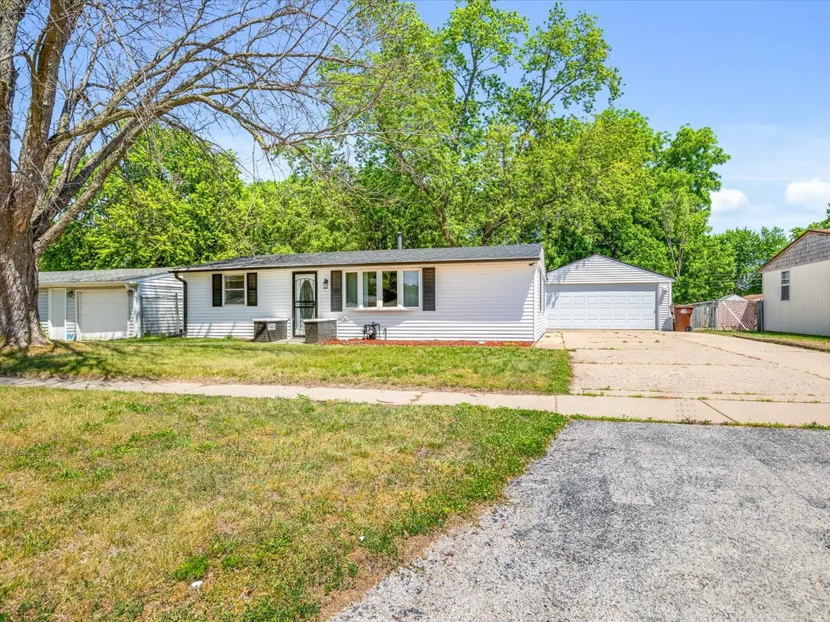7423 Cadet Road, Machesney Park, IL 61115 - #1