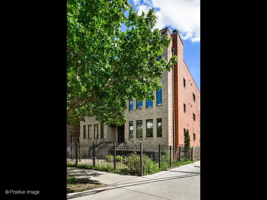 825 W Eastwood Avenue #3E, Chicago, IL 60640 - #2